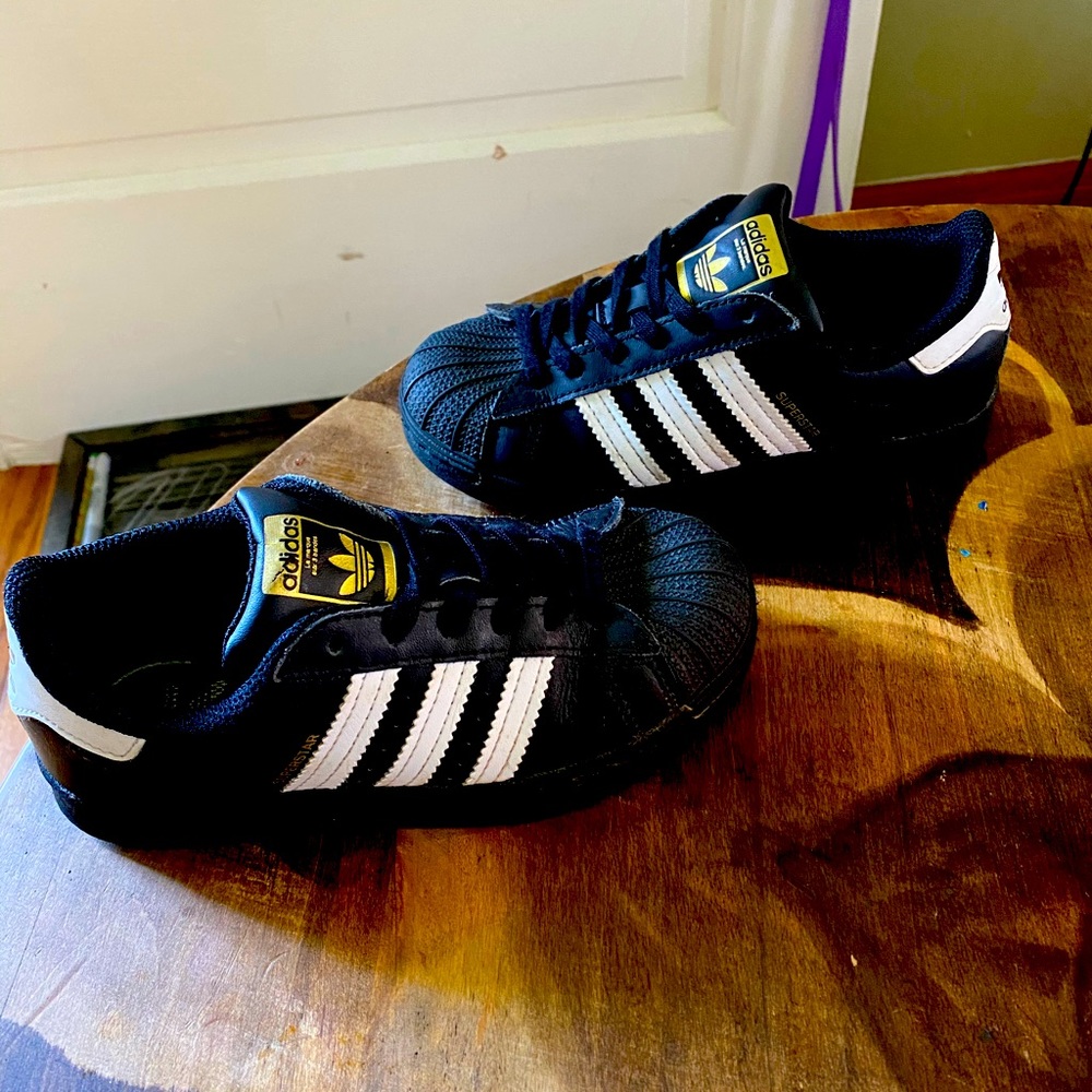 Boys adidas superstar size 13